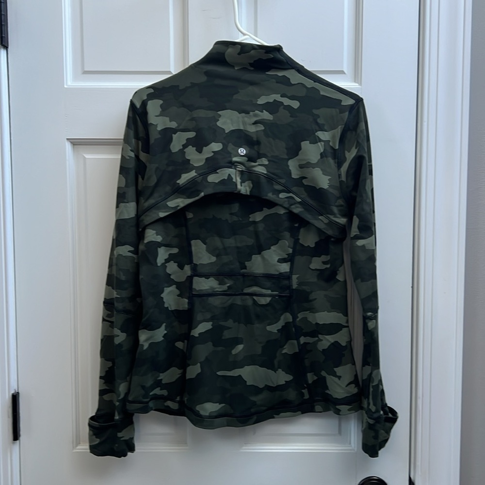 lululemon athletica define jacket in Camouflage Green/Black - Picture 2 of 3